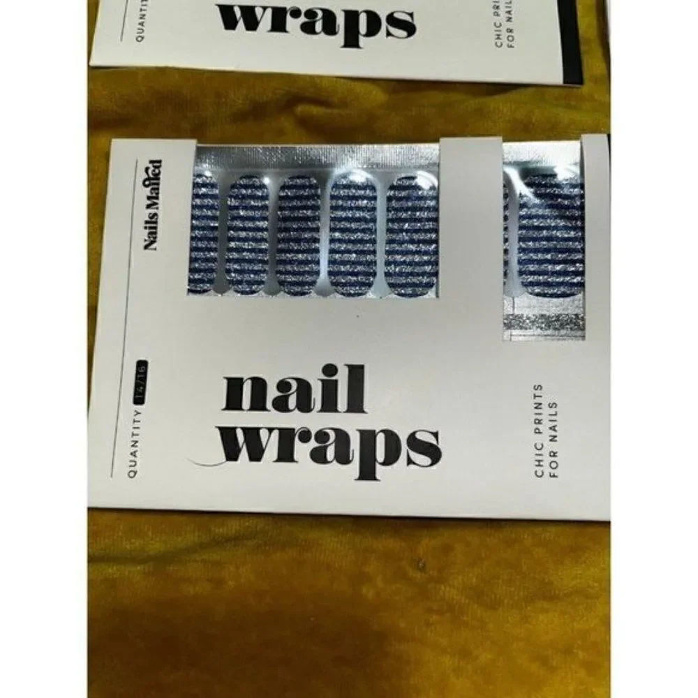 Nails Mailed Set of 4 Nail Wraps NWT